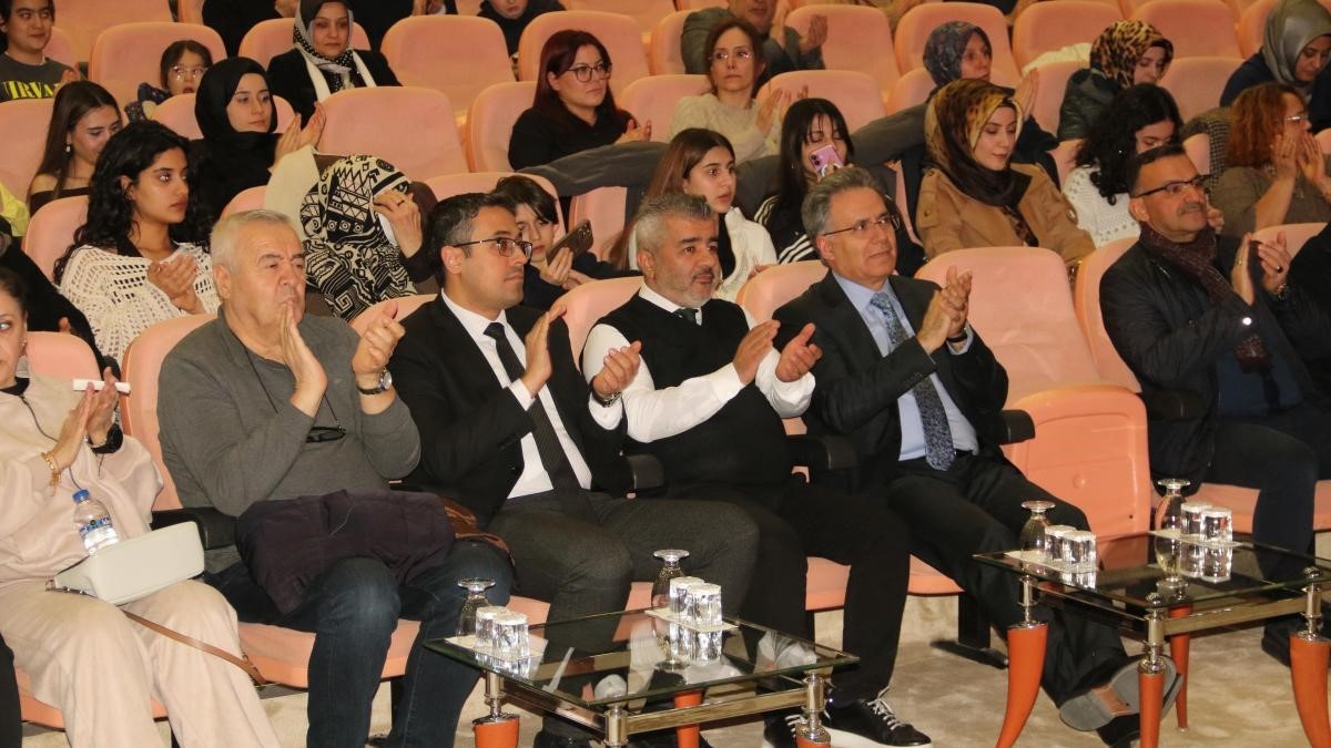 "Tasavvuf Müziği Konseri" dinleyicilerden yoğun ilgi gördü
