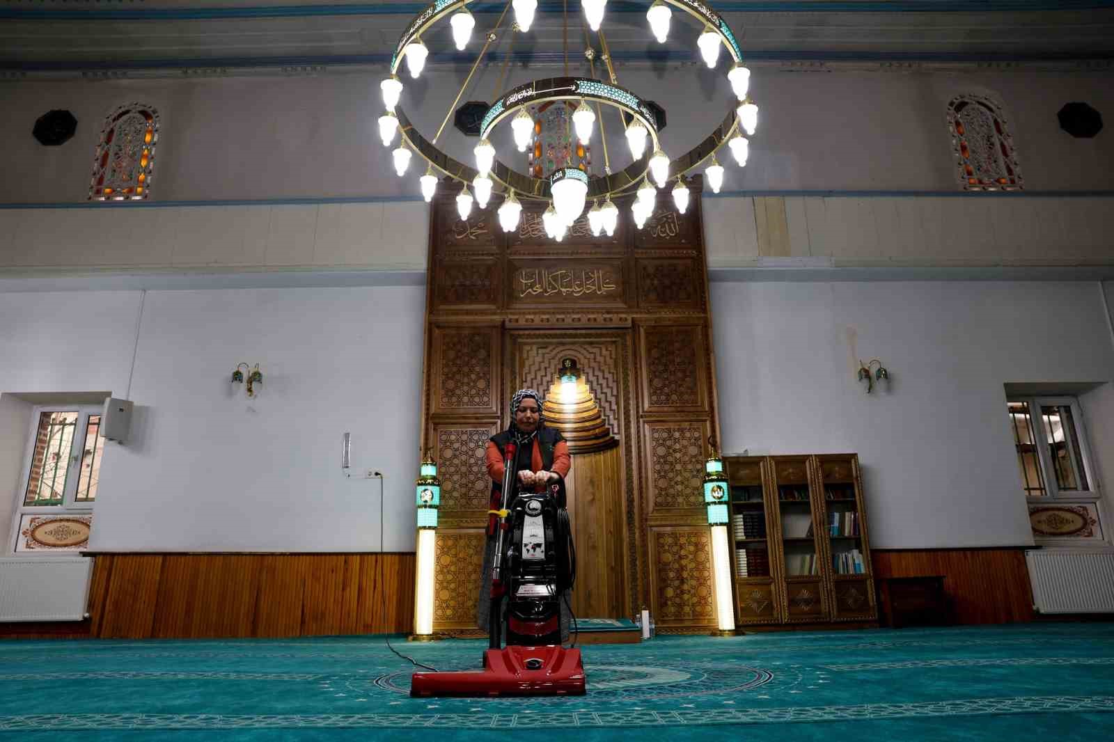 Taşköprü’de camiler Ramazan’a hazır
