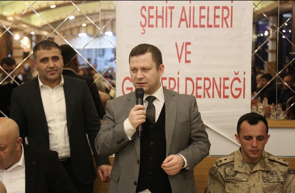 Tatvan’da şehit ve gazi aileleri onuruna iftar programı düzenlendi
