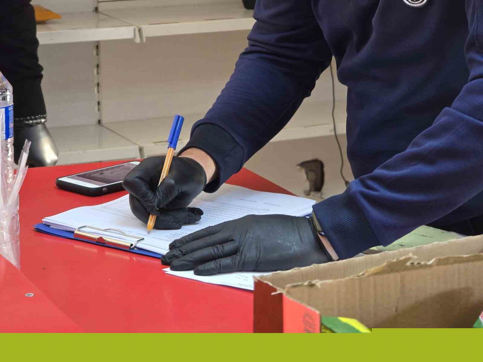 Tavas zabıtasından okul kantinlerine sıkı denetim
