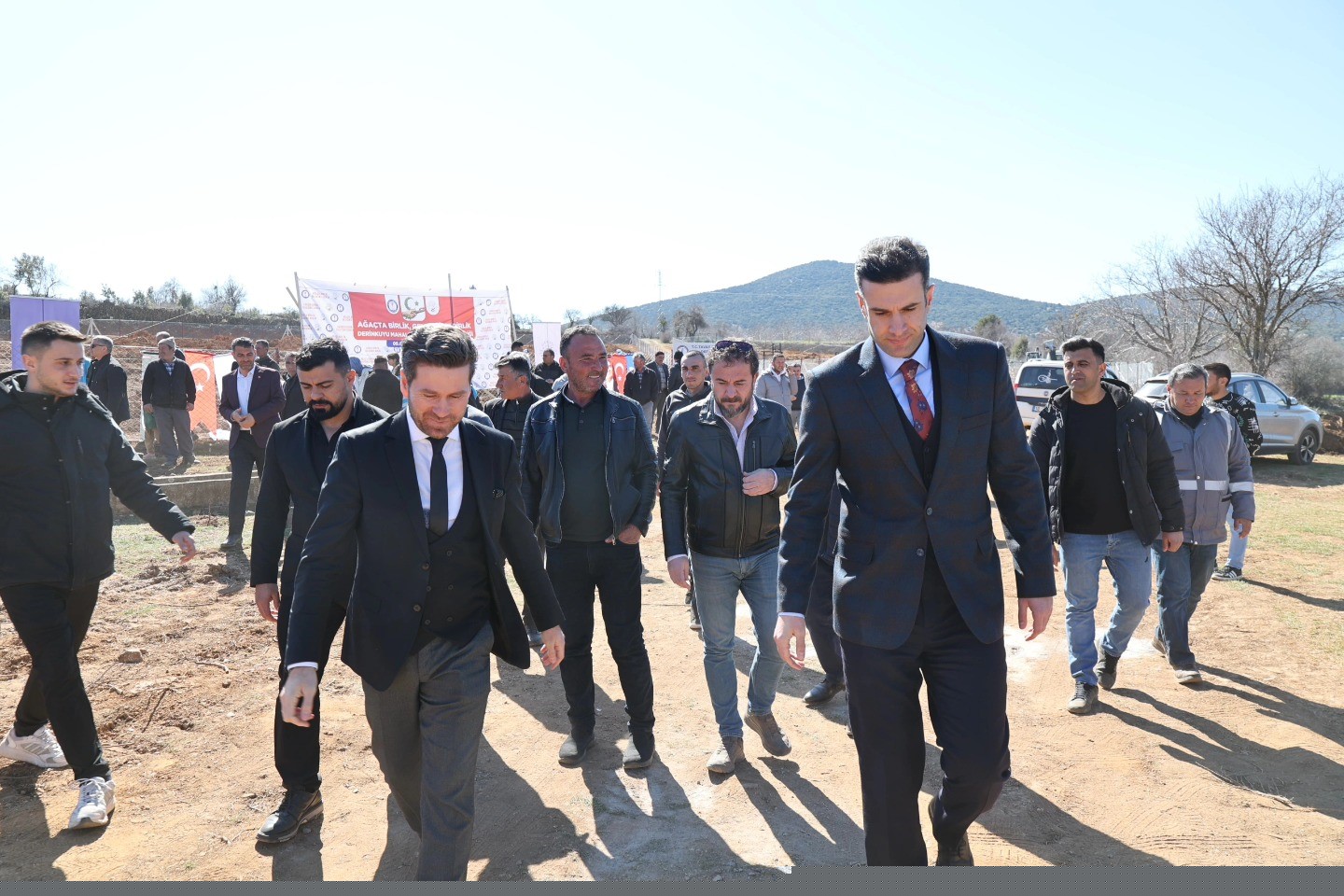 Tavas’ta "Ağaçta Birlik, Gelecekte Dirlik" projesi hayata geçti
