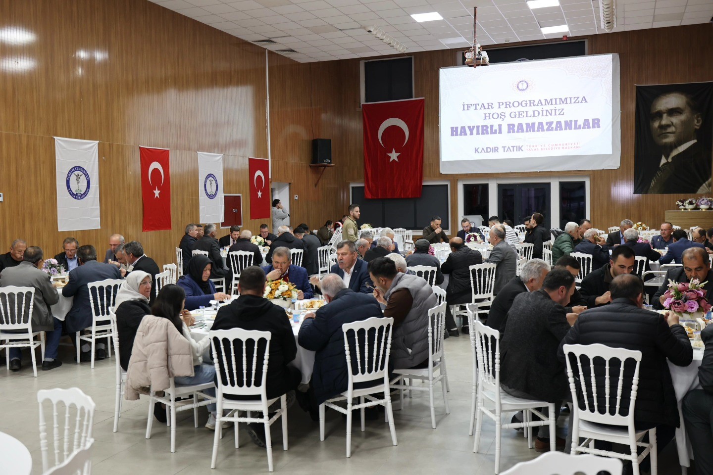 Tavas’ta muhtarlar iftar sofrasında buluştu
