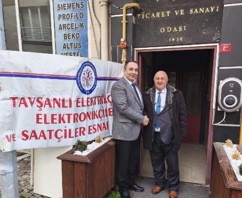 Tavşanlı Elektrikçiler Odası’nda bayrak değişimi
