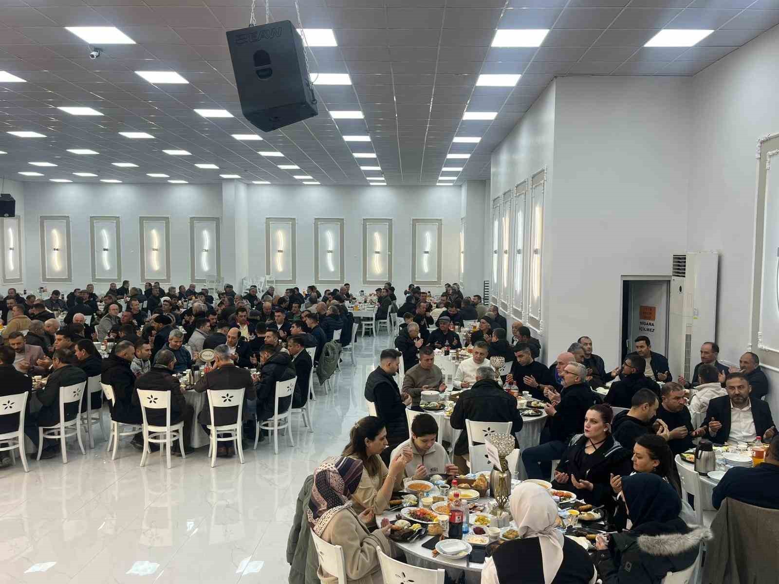 Tavşanlı Şoförler Odası’ndan geniş katılımlı iftar programı
