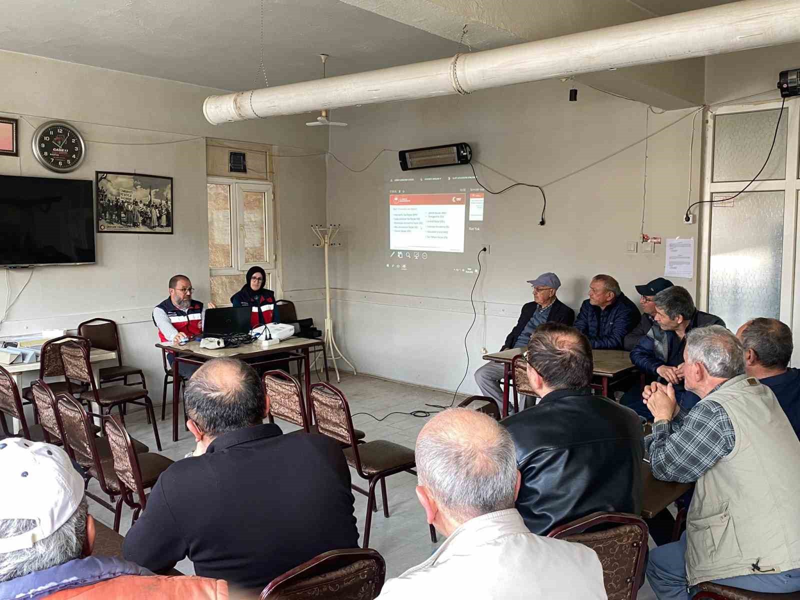 Tavşanlı’da üreticilere yönelik bilgilendirme eğitimi
