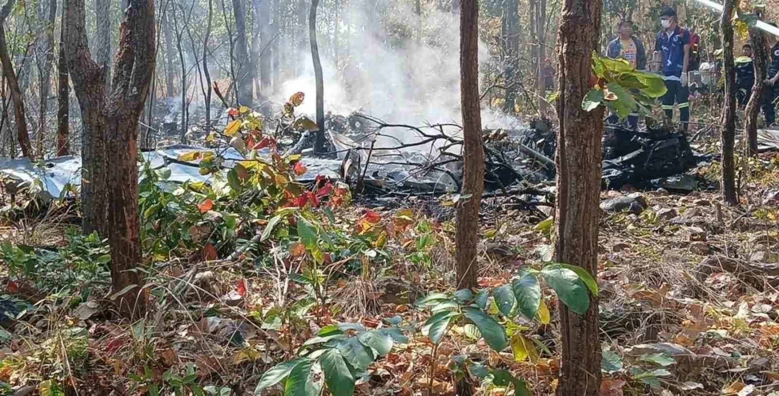 Tayland’da askeri uçak düştü: 2 ölü
