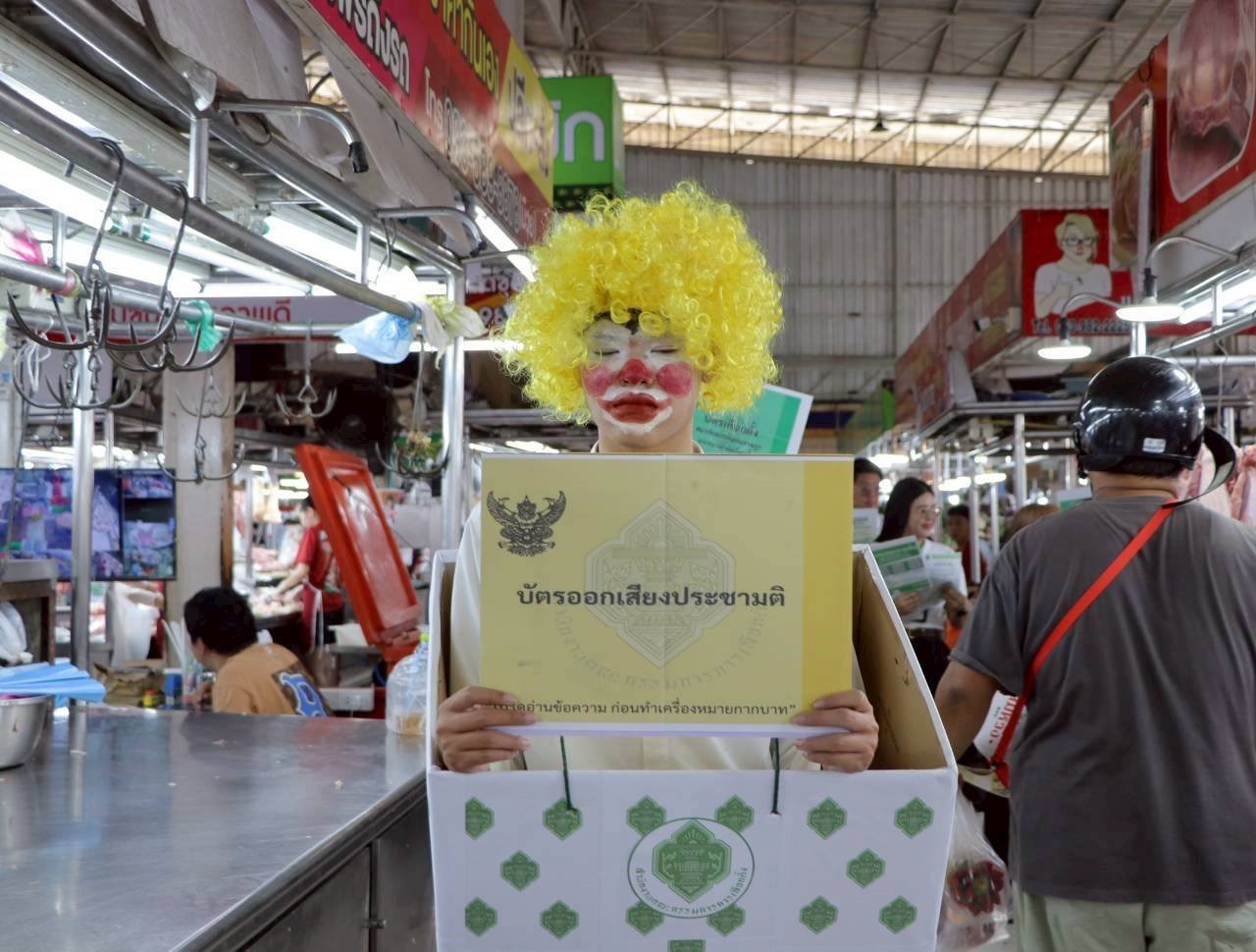 Tayland’da halk sandık başında
