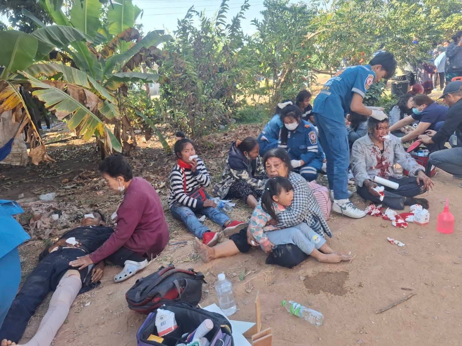 Tayland’da yolcu treninin üzerine vinç devrildi: 22 ölü, 55 yaralı
