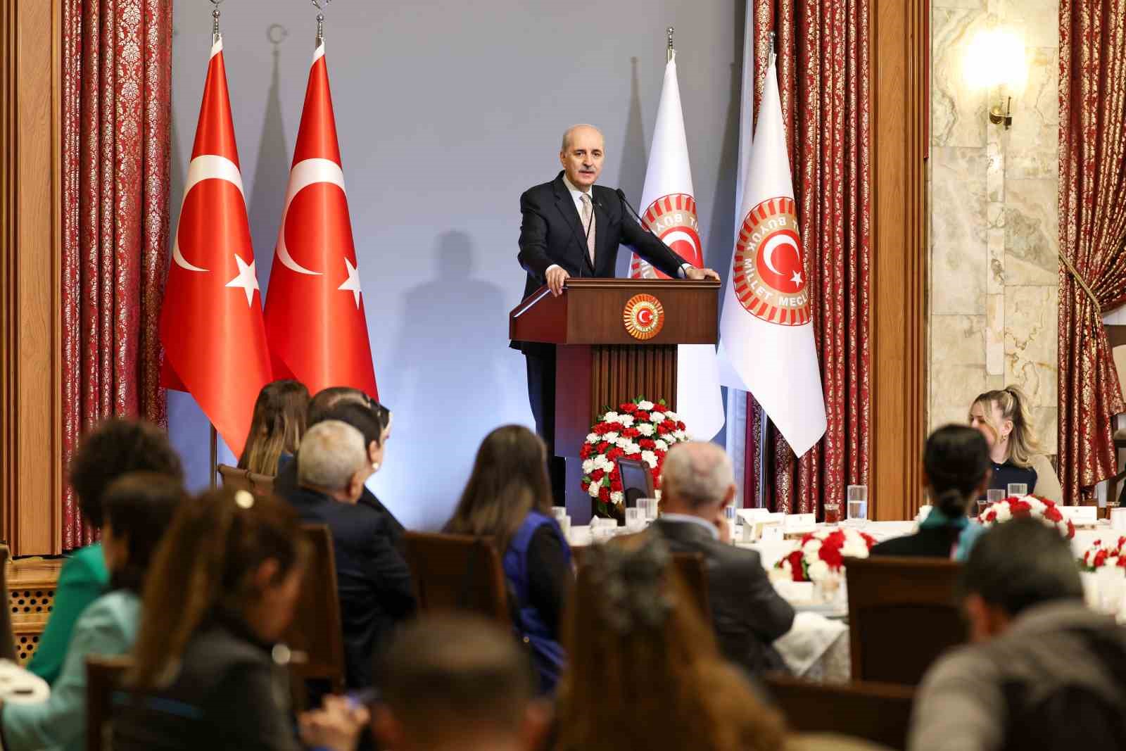 TBMM Başkanı Kurtulmuş: "Birilerinin bölüp parçaladığı bu coğrafyayı derleyip toparlamak bizim milletimize düşer, Türkiye’ye düşer"
