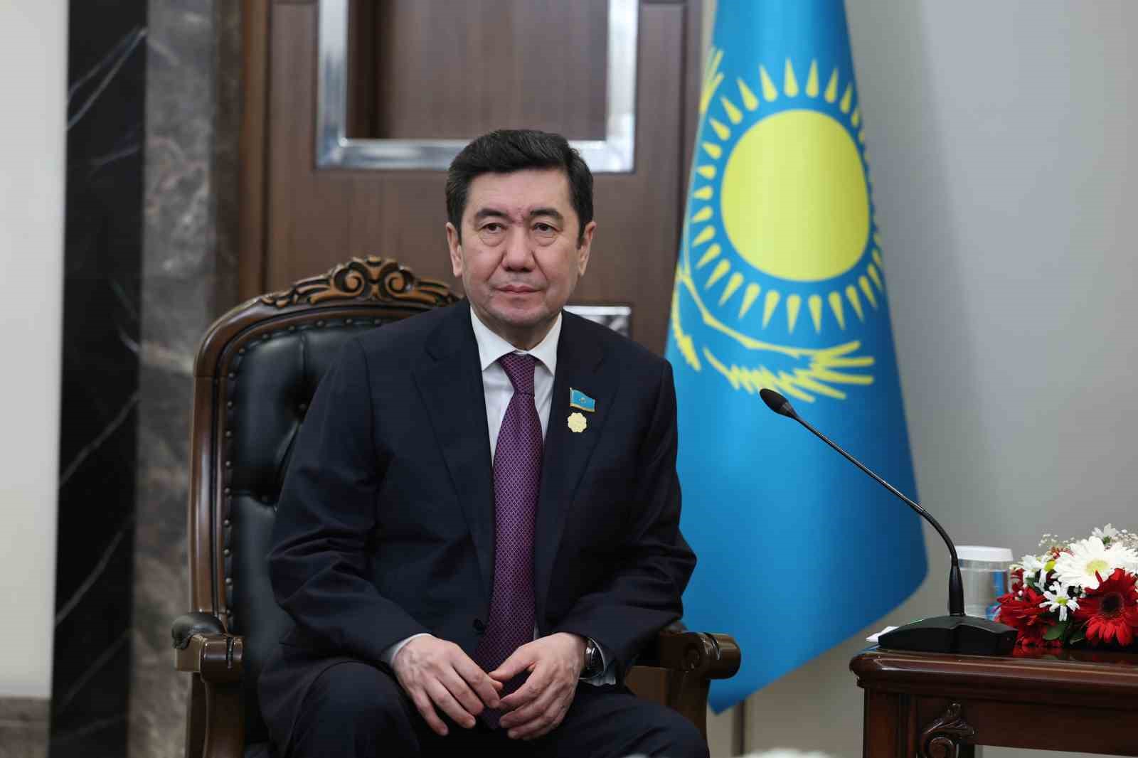 TBMM Başkanı Kurtulmuş, Kazakistan Parlamentosu Meclis Başkanı Koşanov ile görüştü
