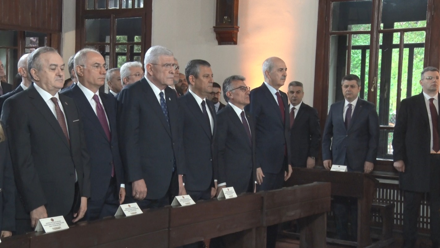 TBMM Başkanı Kurtulmuş: "(TBMM’nin 106’ncı yıl dönümü) Bu mücadelede bu milletin hürriyetten başka hiçbir fikri kabul etmeyeceğini de bize öğretmiş oldular"
