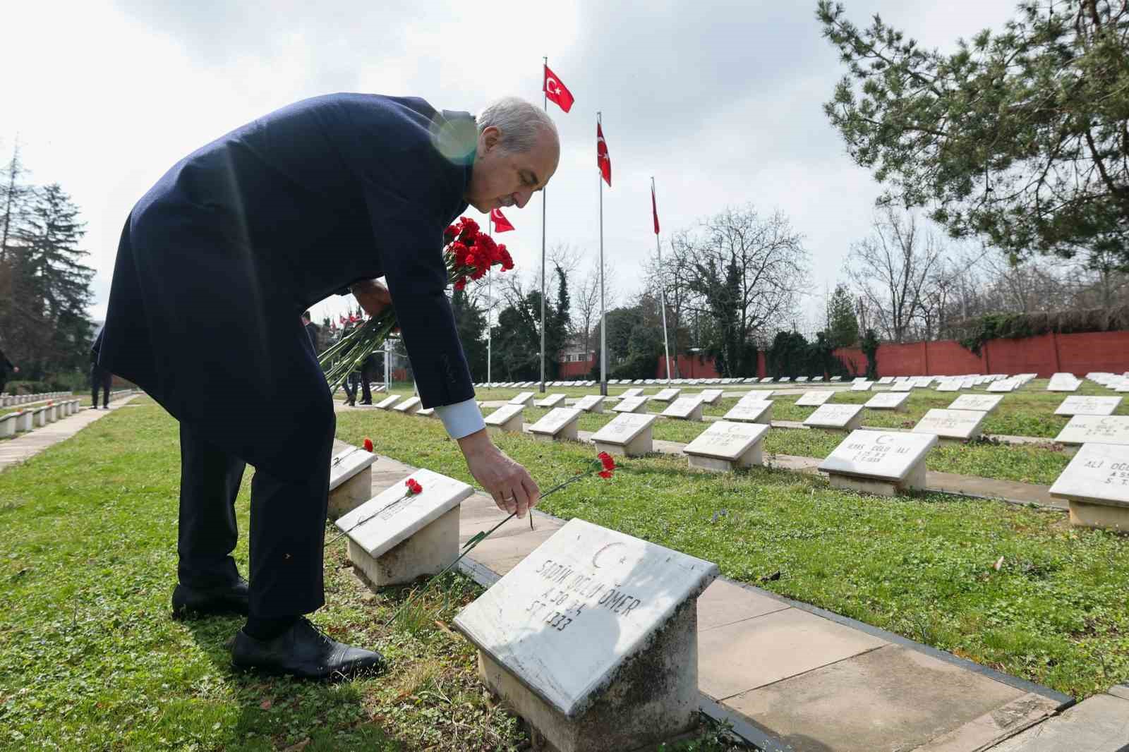 TBMM Başkanı Kurtulmuş’tan Bükreş Türk Şehitliğine ziyaret
TBMM Başkanı Kurtulmuş’tan Bükreş Türk Şehitliğine ziyaret