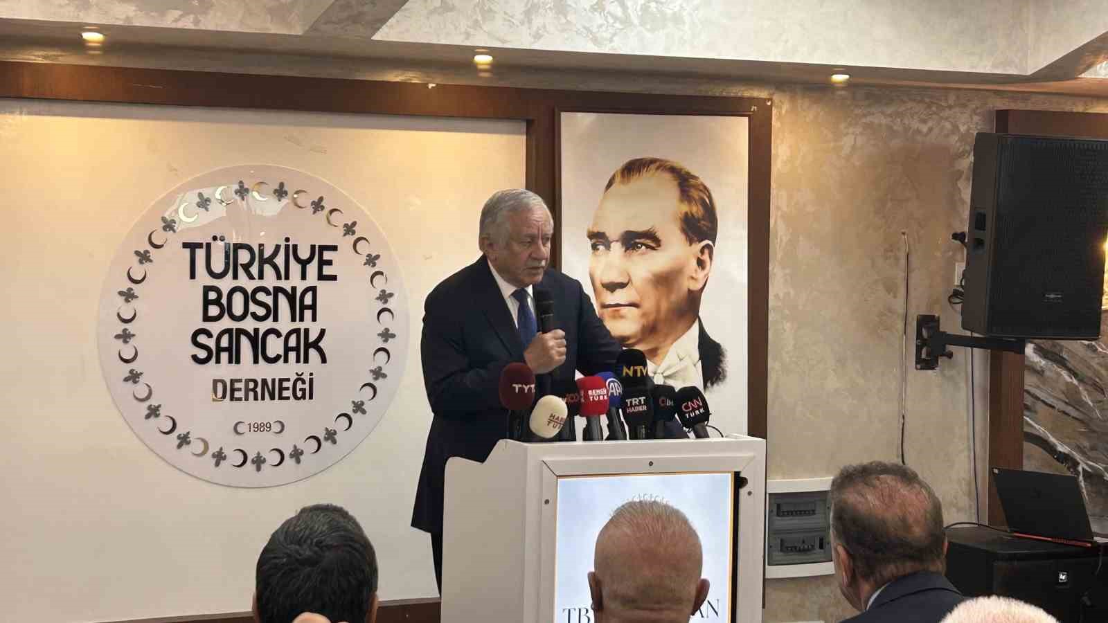 TBMM Başkanvekili Celal Adan: "Kürsü işgalinin emekliye mi faydası var? İşsize mi faydası var"
TBMM Başkanvekili Celal Adan: "Kürsü işgalinin emekliye mi faydası var? İşsize mi faydası var"