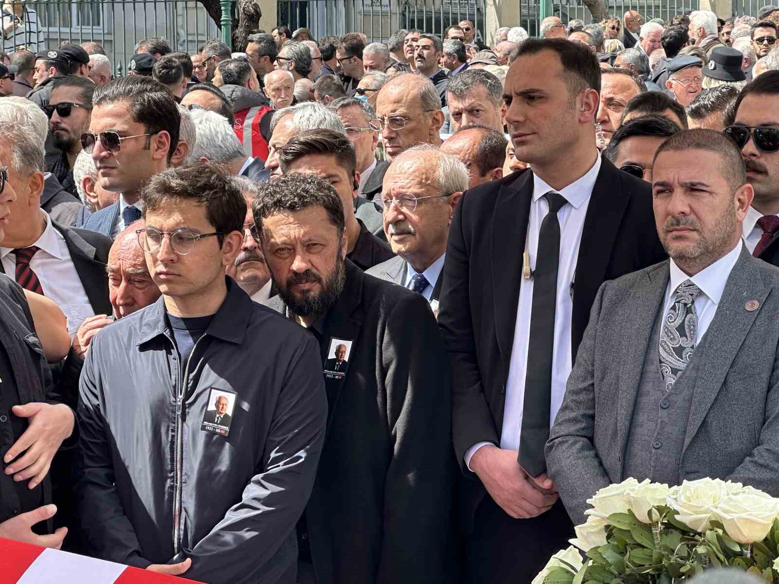 TBMM Eski Başkanı Hüsamettin Cindoruk son yolculuğuna uğurlandı
