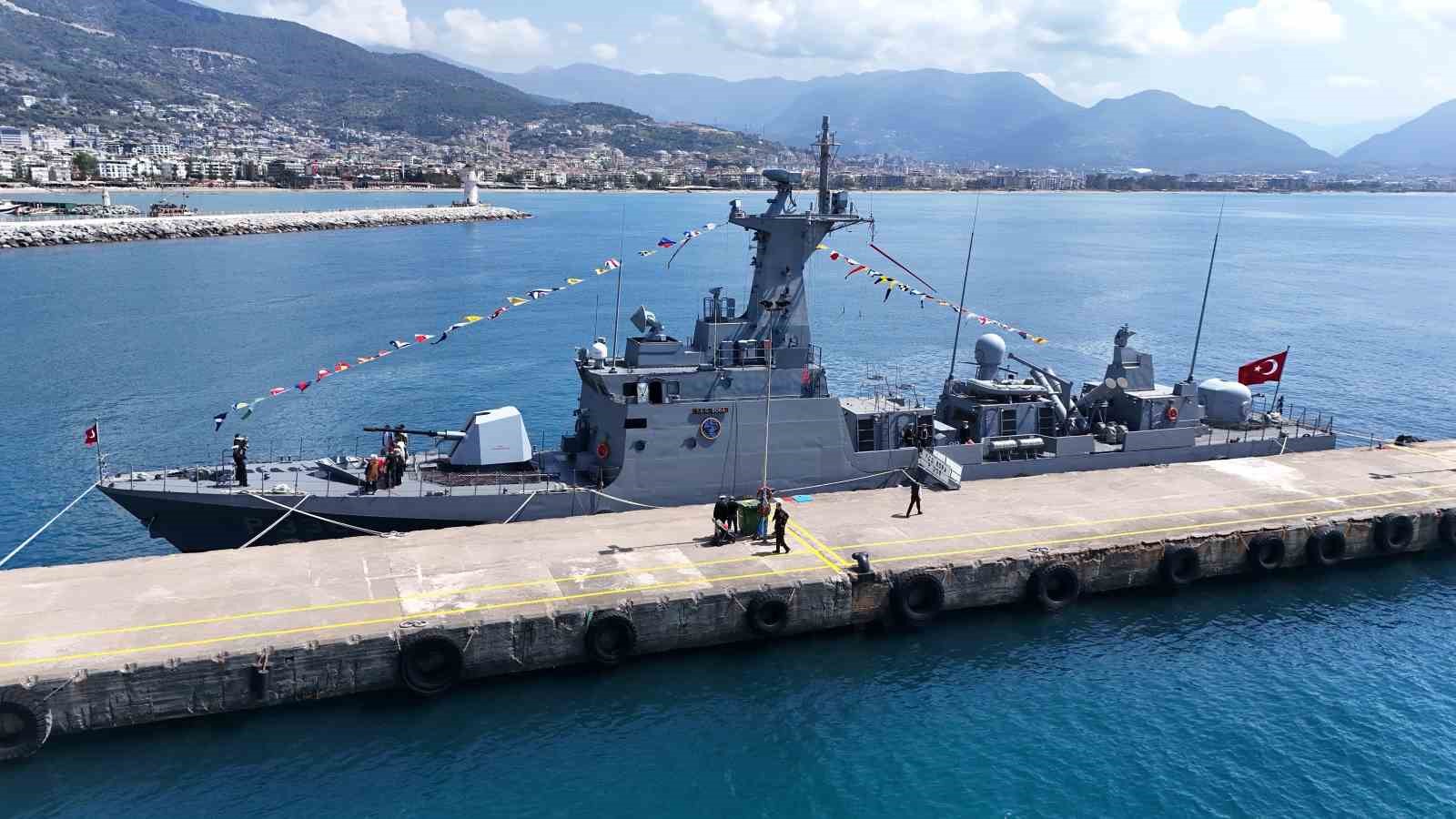 TCG BORA Alanya’da ziyarete açıldı
