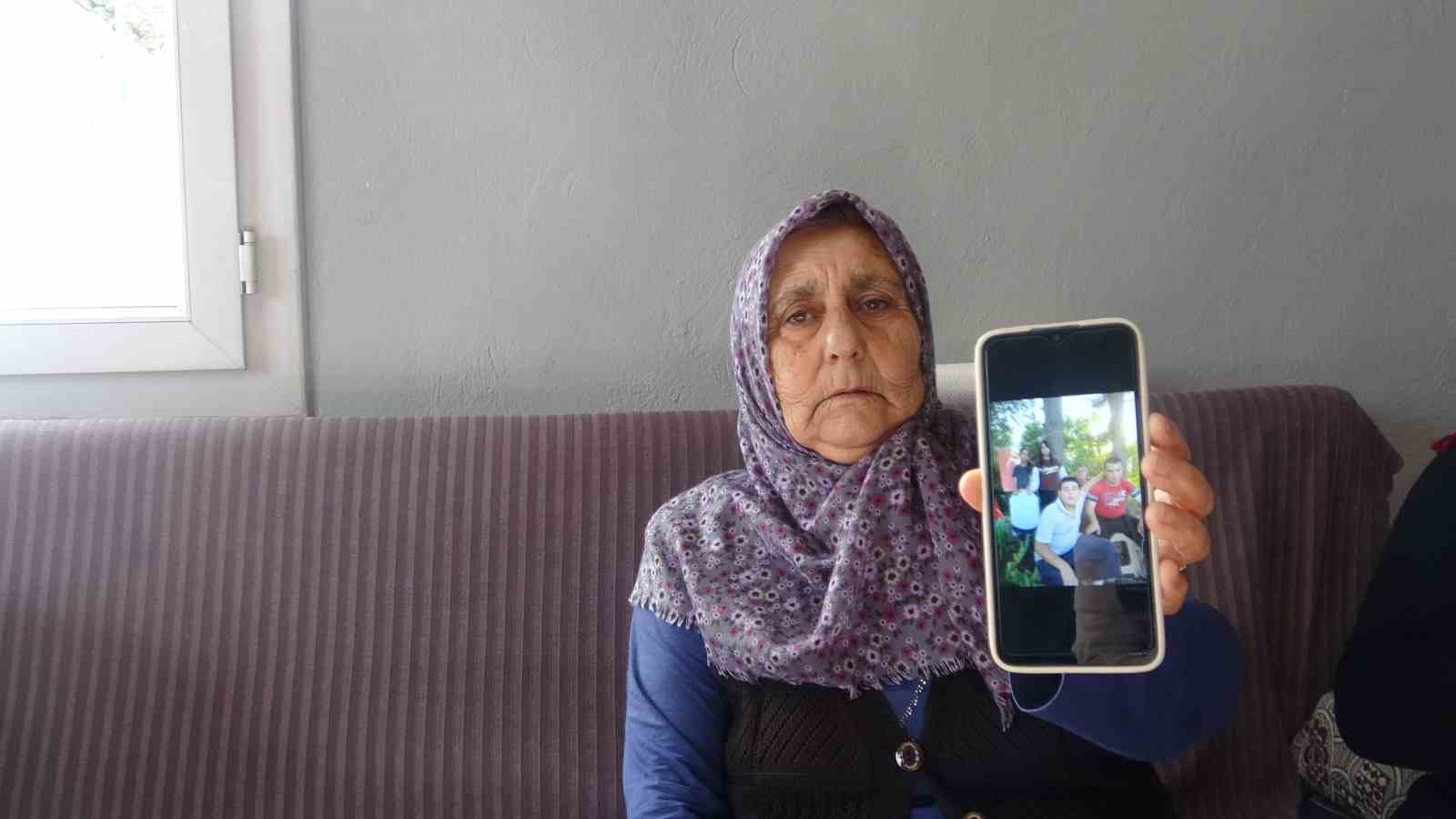 Tedavi gördüğü hastanenin depremde yıkılmasıyla vefat eden kocasının ardından 3 evladıyla hayata tutundu
