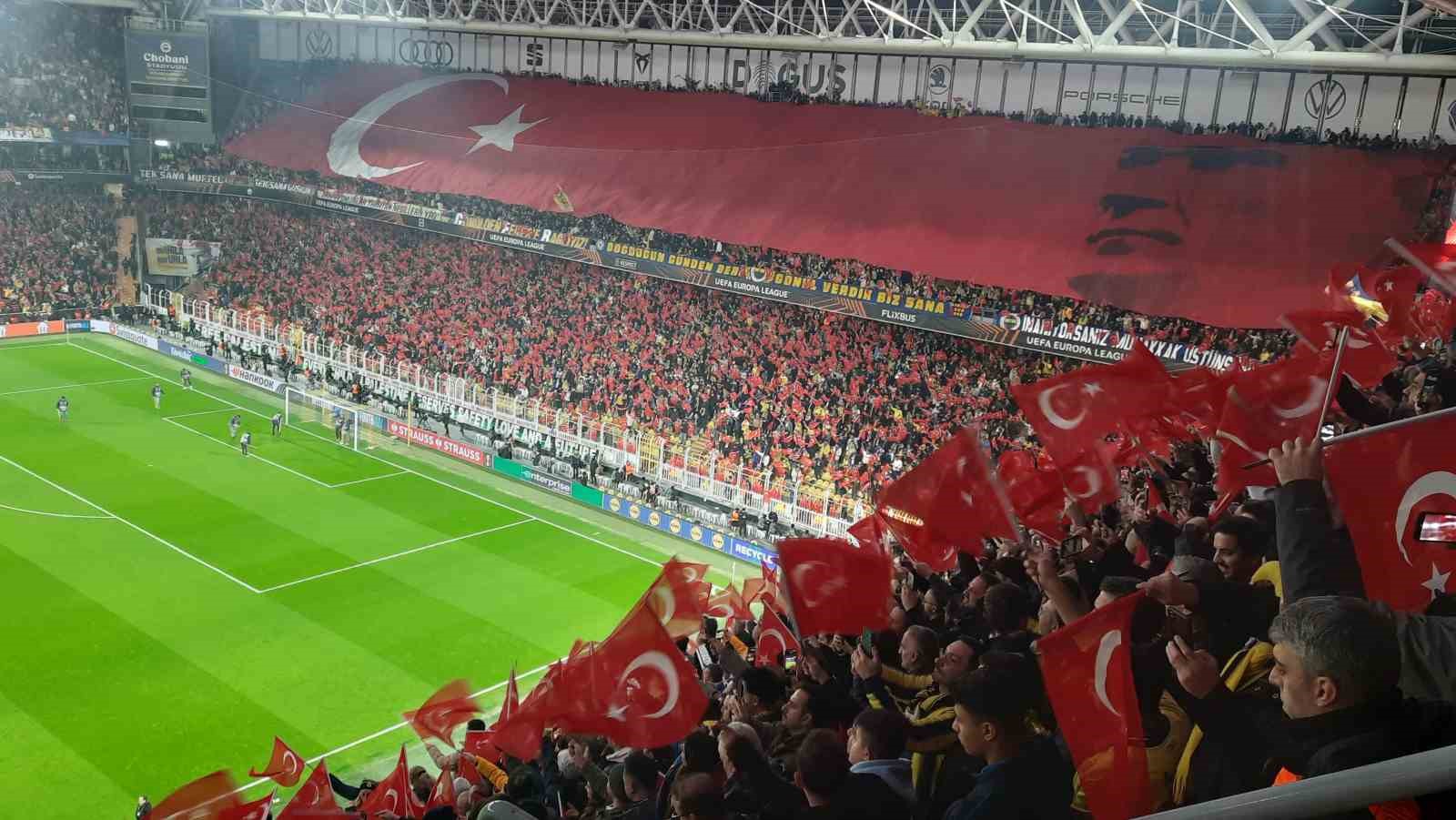 Tedesco’dan Aston Villa maçında 3 değişiklik
Tedesco’dan Aston Villa maçında 3 değişiklik