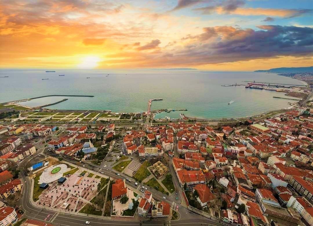 Tekirdağ Aralık ayında 270 milyon 376 bin dolarlık ihracat yaptı
Tekirdağ Aralık ayında 270 milyon 376 bin dolarlık ihracat yaptı