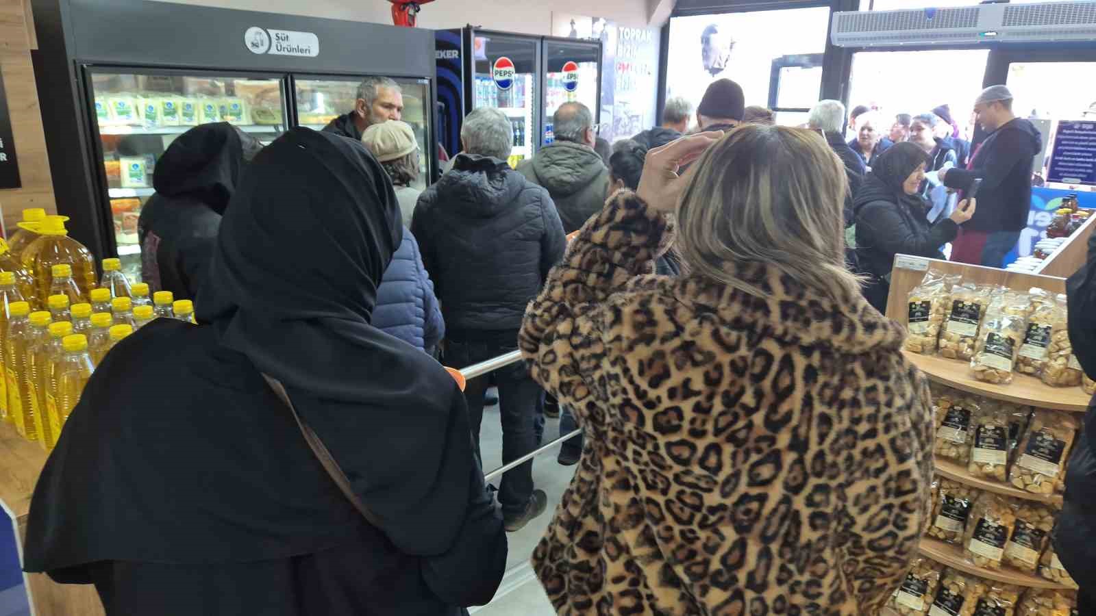 Tekirdağ Büyükşehir Belediyesinin uygun fiyatlı et satışı yoğun talep görüyor
