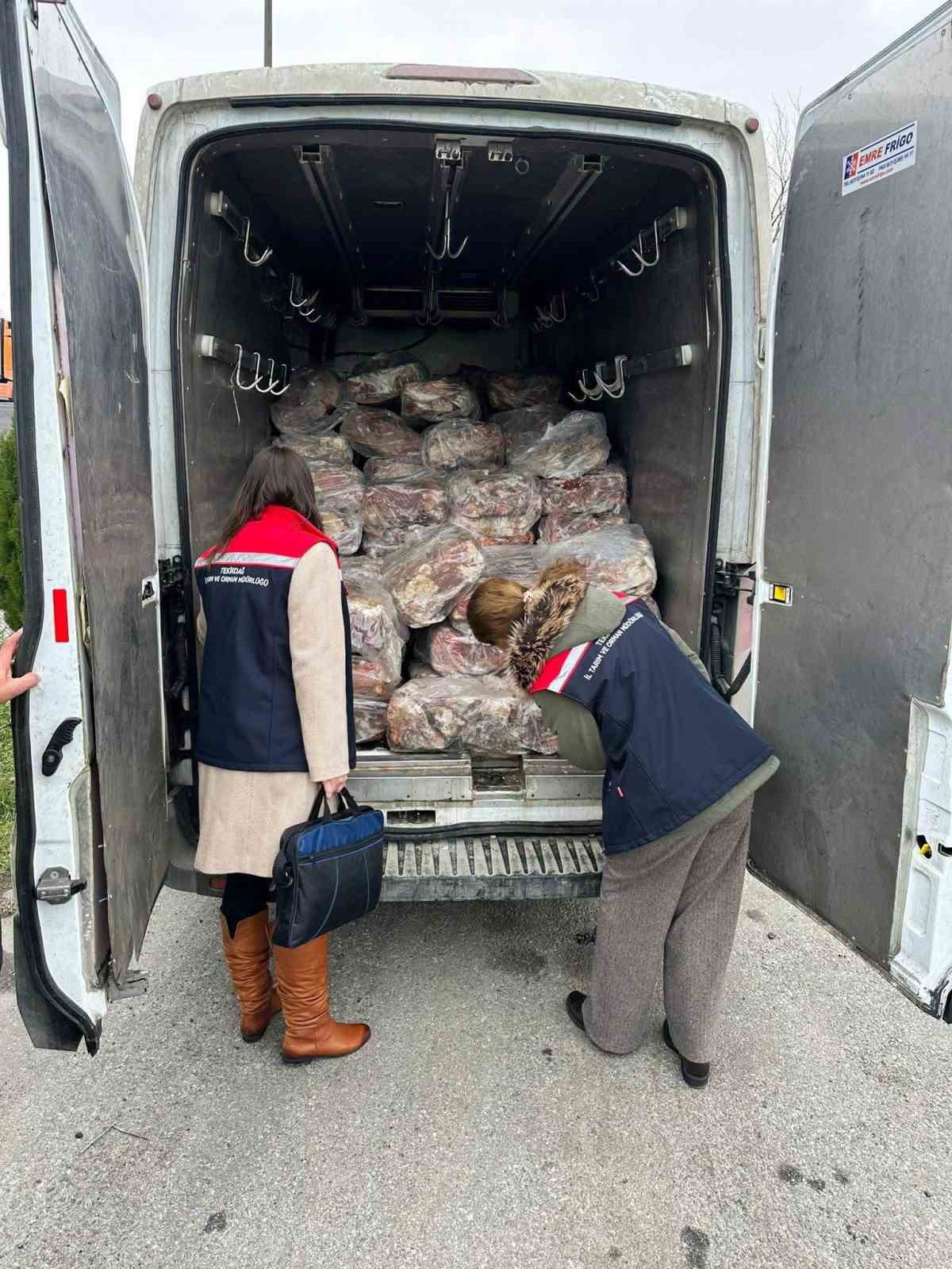 Tekirdağ’da 3 bin 500 kilogram bozuk sakatat imha edildi
