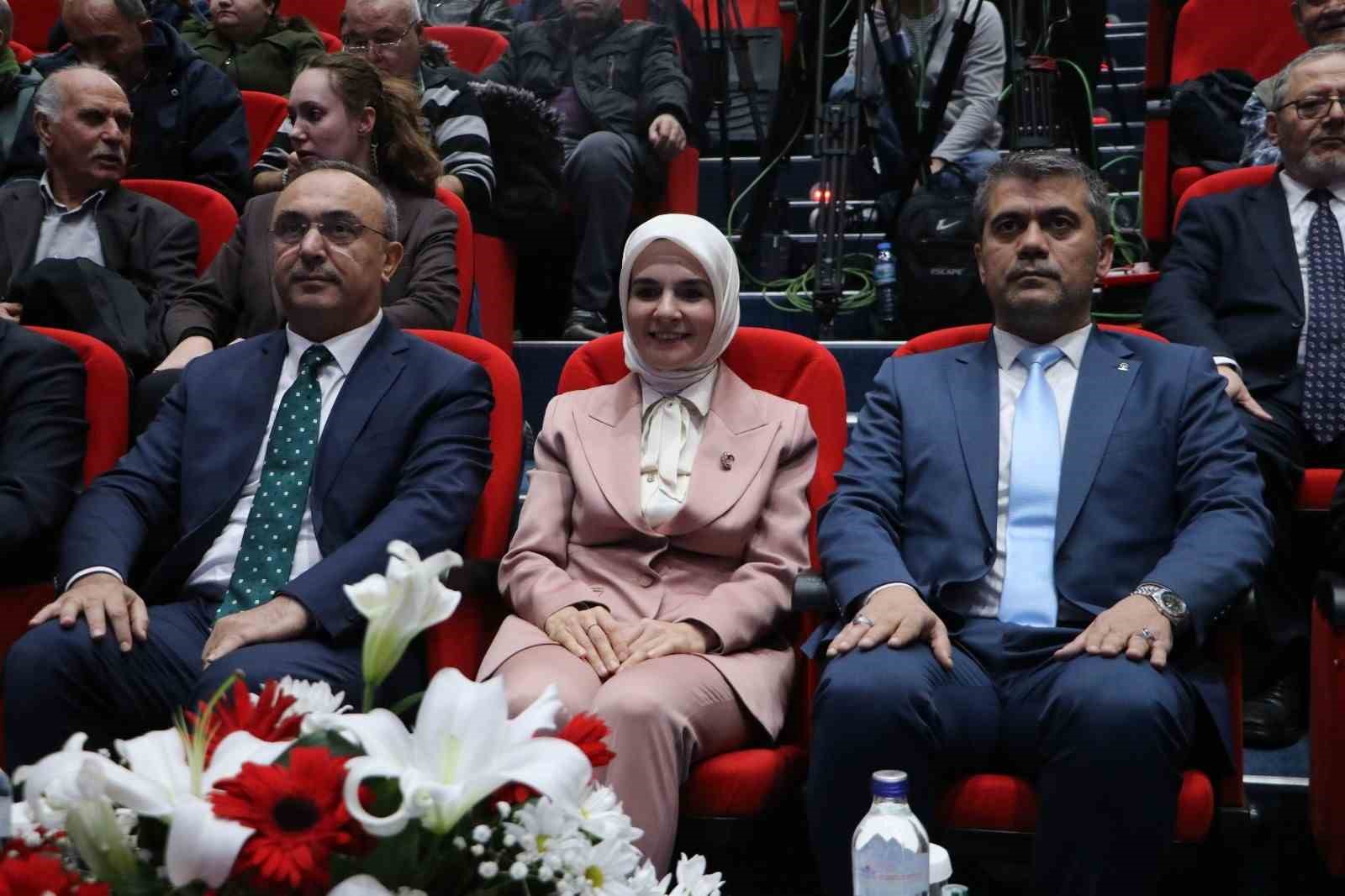 Tekirdağ’da 6 bin 865 konutun hak sahipleri belirlendi
Tekirdağ’da 6 bin 865 konutun hak sahipleri belirlendi