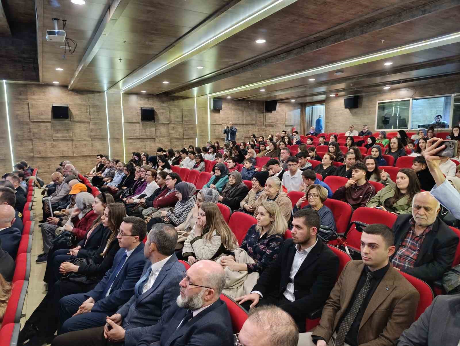 Tekirdağ’da "8 Nisan Dünya Romanlar Günü" etkinliği
