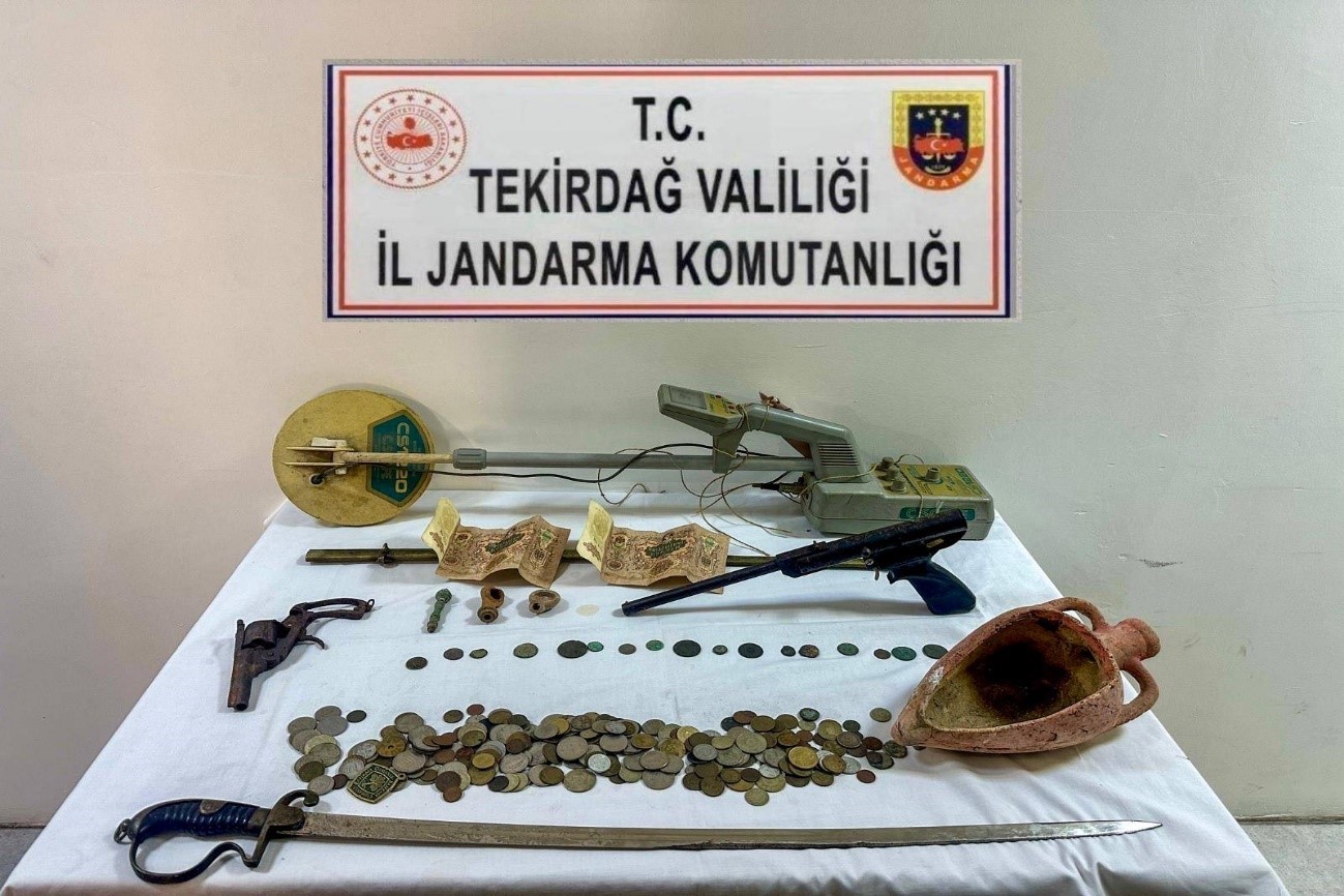 Tekirdağ’da jandarmadan mart ayında kapsamlı operasyon: 277 şüpheli yakalandı, 13’ü tutuklandı
