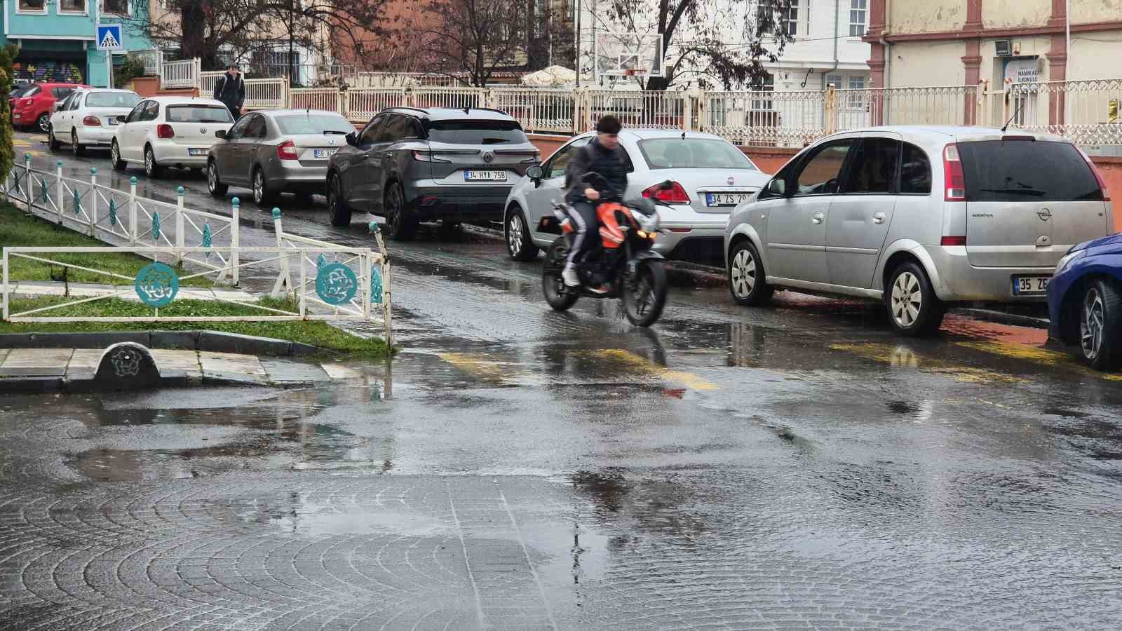 Tekirdağ’da sağanak yağış
