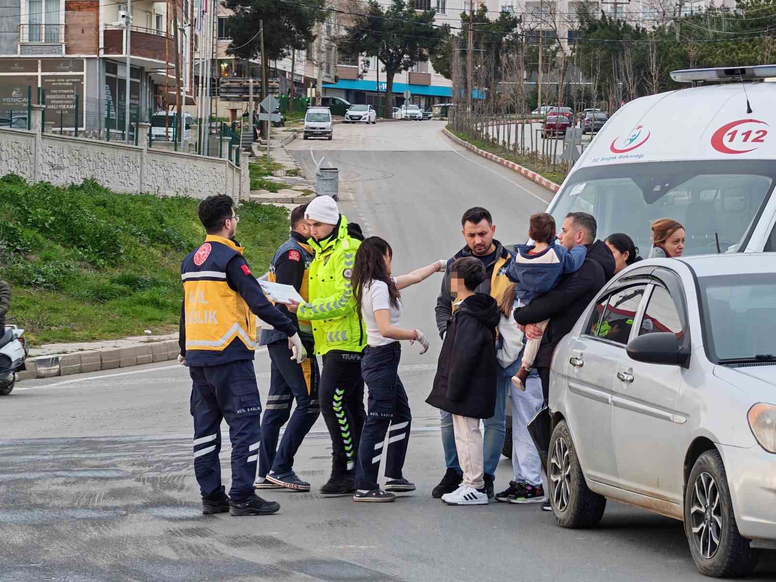 Tekirdağ’da trafik kazası: 2’si çocuk 5 yaralı
