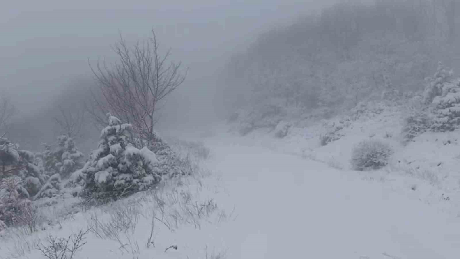 Tekirdağ’da yüksek kesimler beyaza büründü
