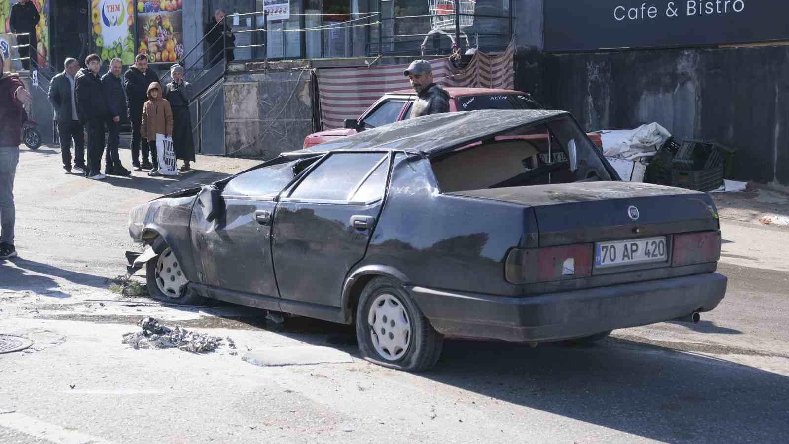 Telefonla uğraşırken takla atan otomobilden yara almadan kurtuldu
