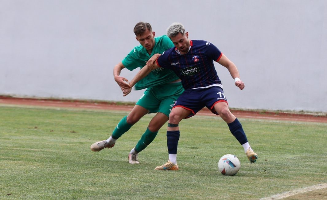 Tepecikspor zirve takibini bırakmıyor
Tepecikspor zirve takibini bırakmıyor