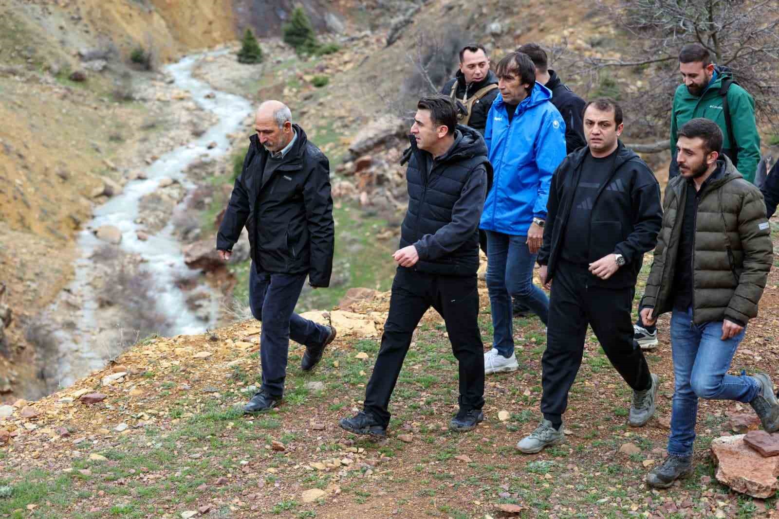 Terörün gölgesinden turizme: Rabat Vadisi ziyarete açılıyor
Terörün gölgesinden turizme: Rabat Vadisi ziyarete açılıyor