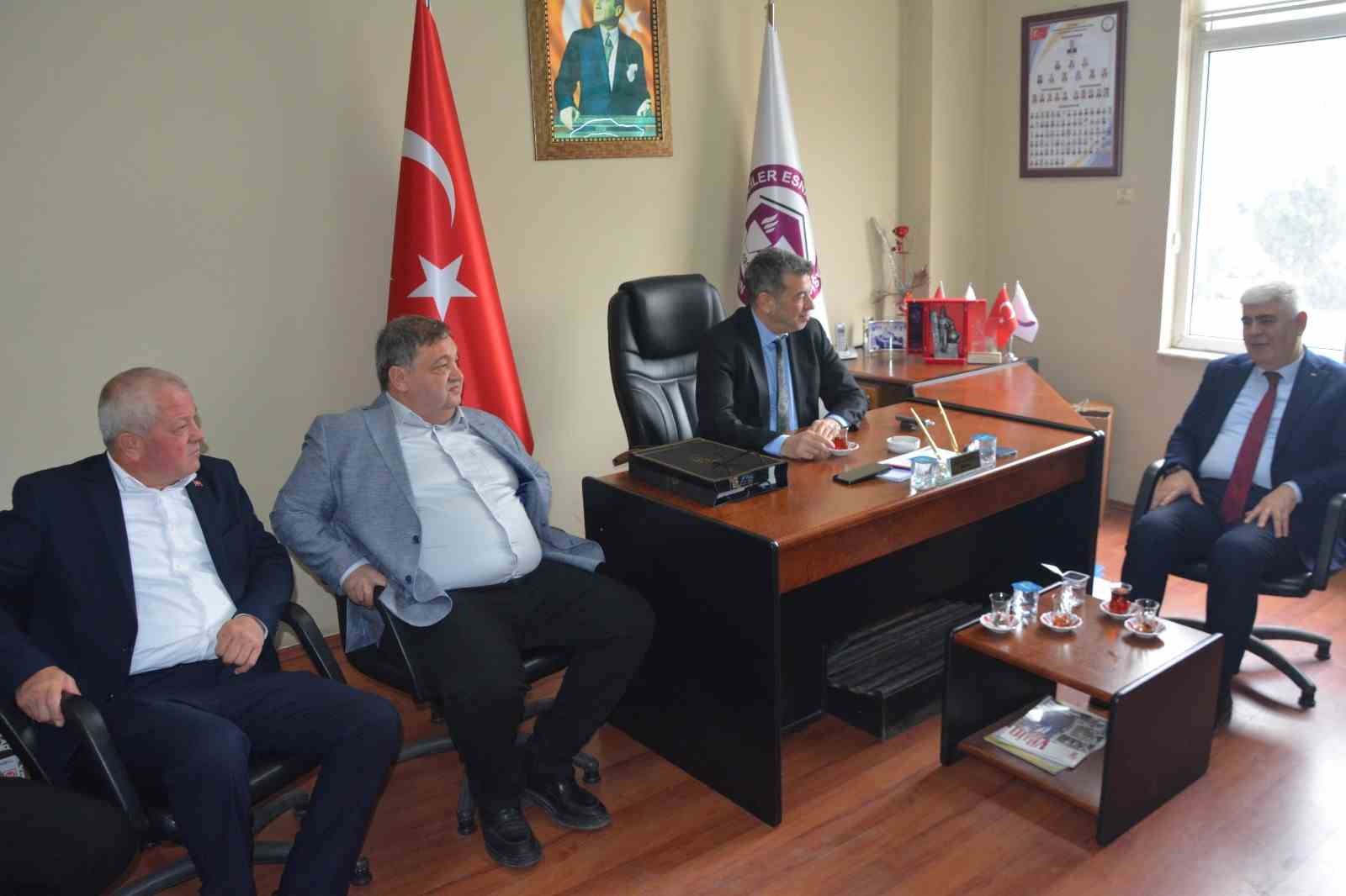 Terziler ve Konfeksiyoncular Federasyonu Başkanı’ndan Künkçü’ye destek açıklaması
