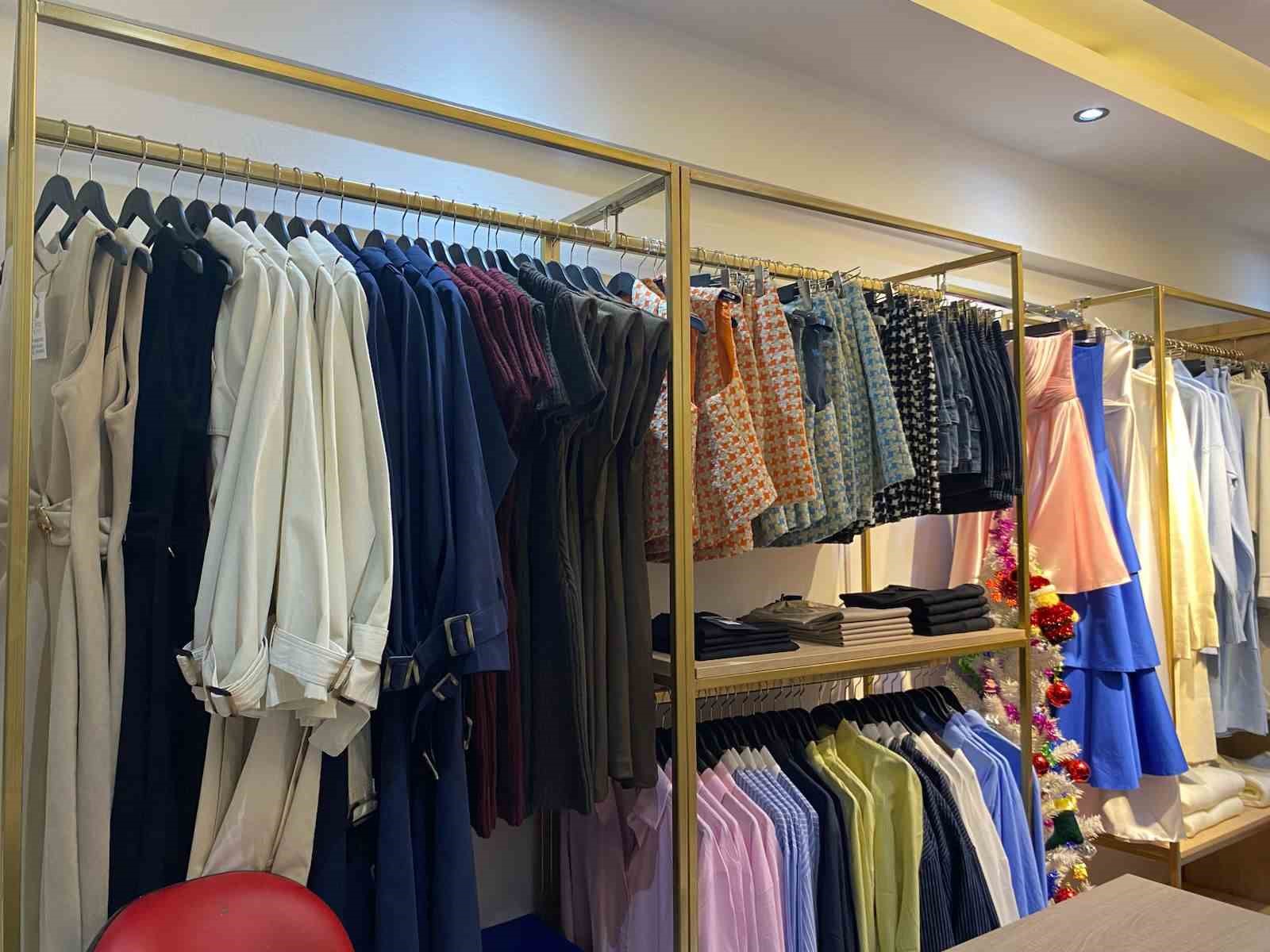 Terzilerde ‘fiyat’ ve ‘çırak’ çıkmazı: "Tadilat parası fazla çıktığı için ‘Tadilat yaptıracağıma yenisini alırım’ diyorlar"
