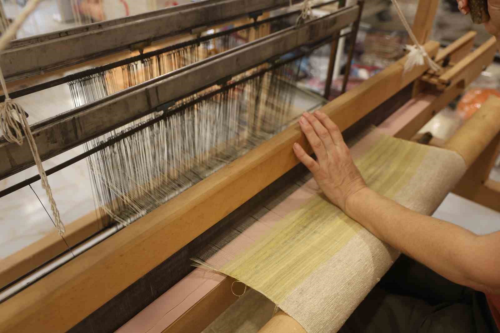 Tescilli ’Hatay Sarısı’nı yaşatmak için ömrünü adayan kadına "Yaşayan İnsan Hazinesi" ödülü
