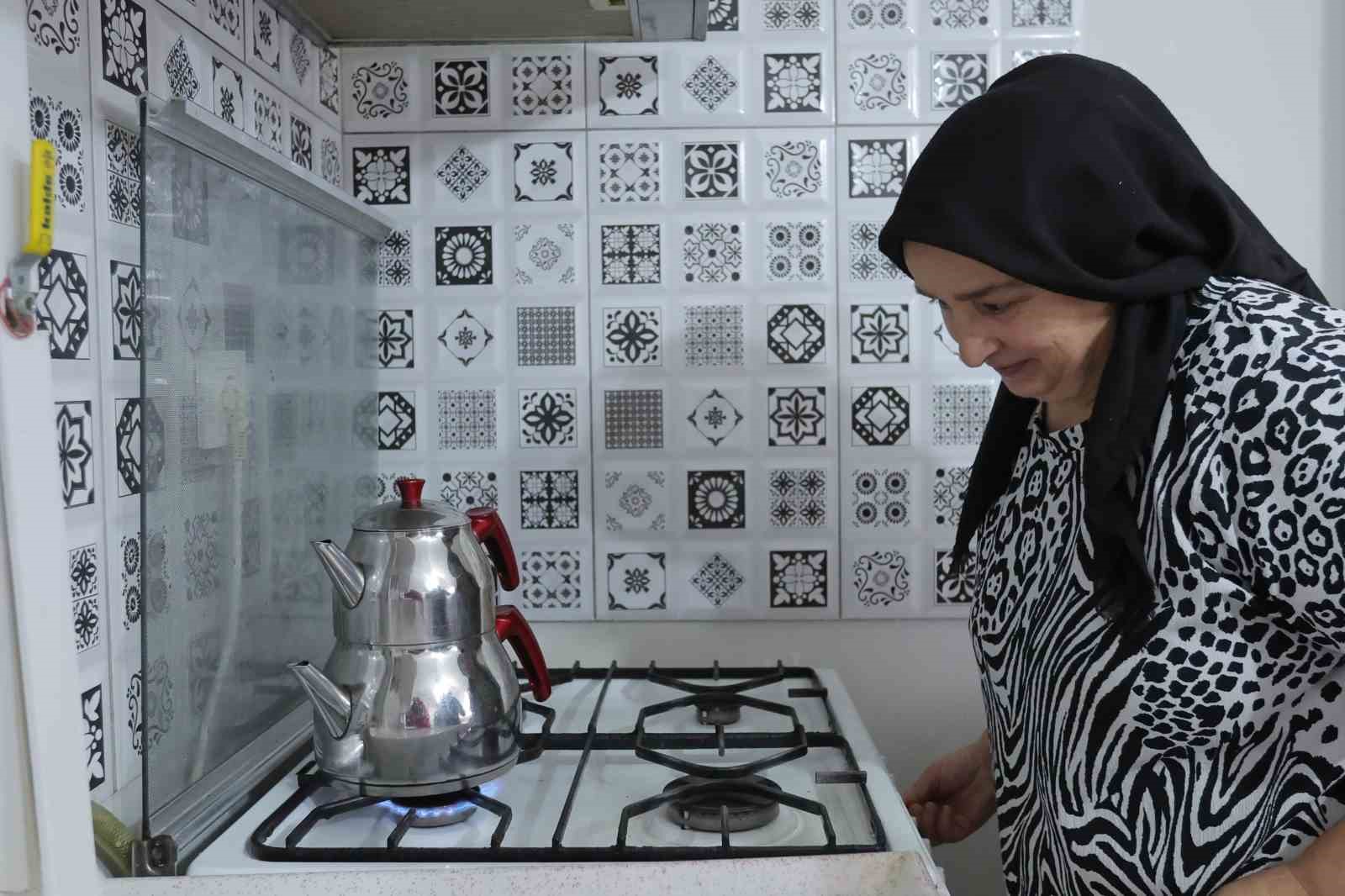 ’Tesisat Sizden Kombi Bizden’ projesi 4 bin haneyi ısıtıyor
’Tesisat Sizden Kombi Bizden’ projesi 4 bin haneyi ısıtıyor