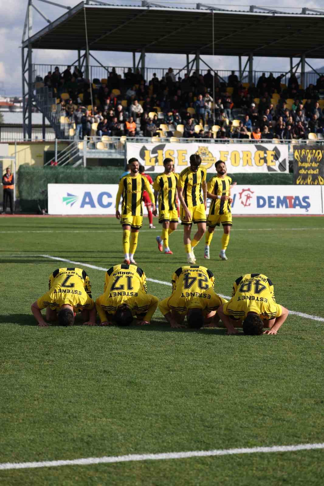TFF 2. Lig Aliağa FK: 2 - Mardin 1969 Spor: 0
