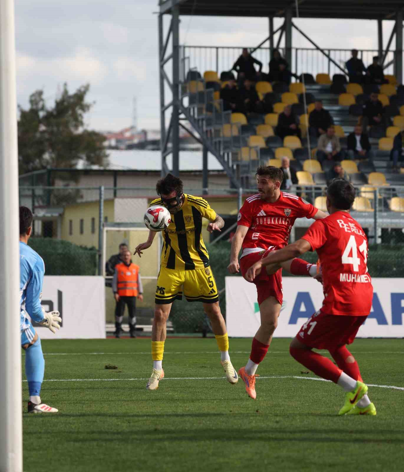 TFF 2. Lig: Aliağa FK: 3 - Somaspor: 3
