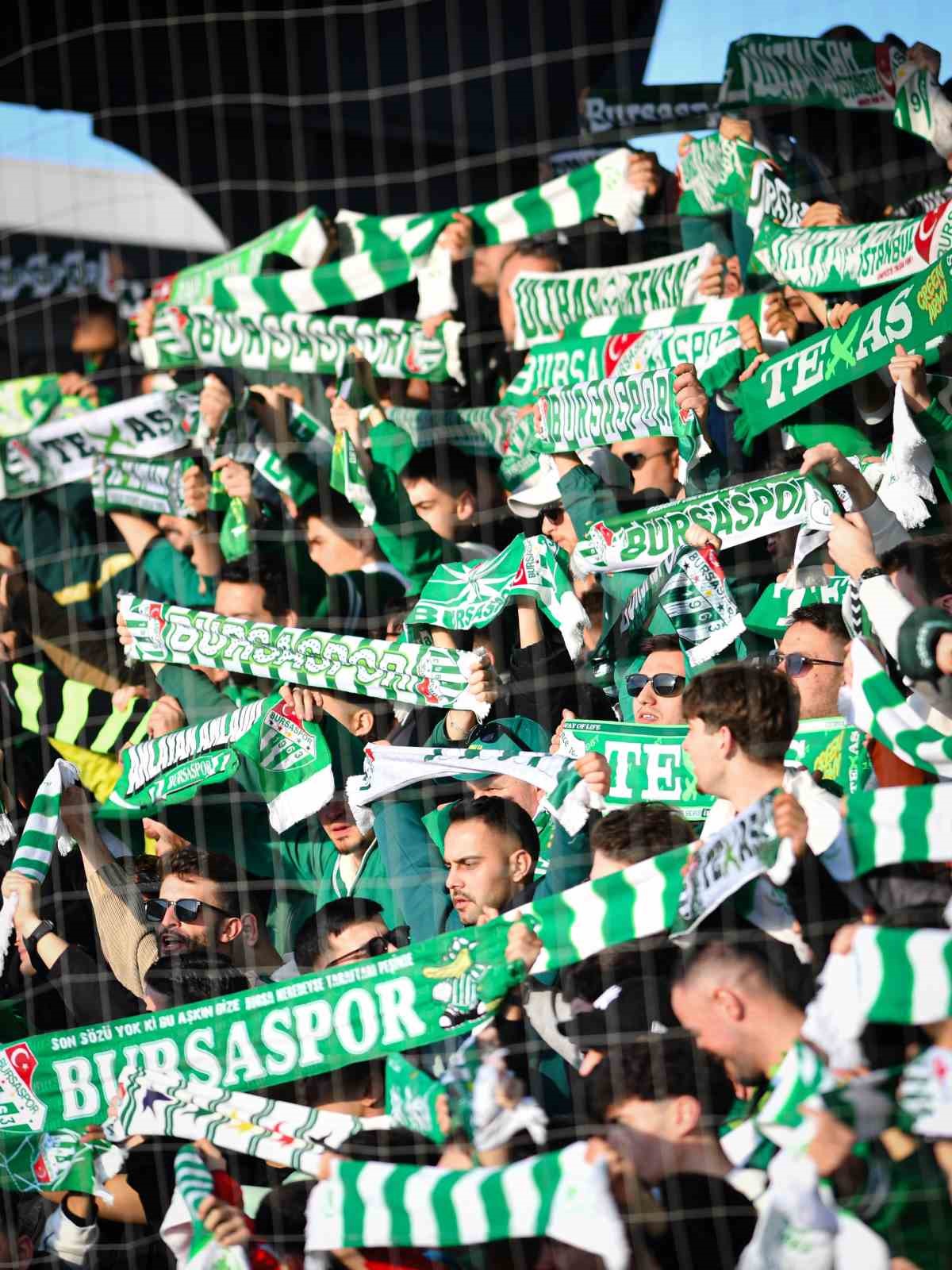 ⁠ ⁠TFF 2. Lig: Arkent Arnavutköy Belediyespor: 0 - Bursaspor: 1
