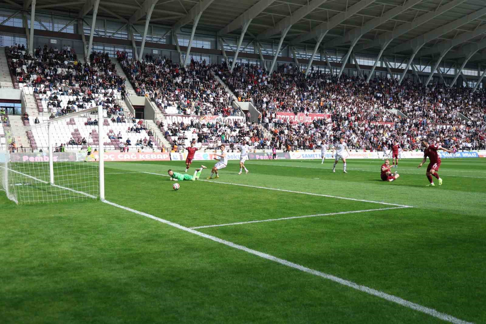 TFF 2. Lig: Elazığspor: 2 - 24 Erzincanspor: 0
