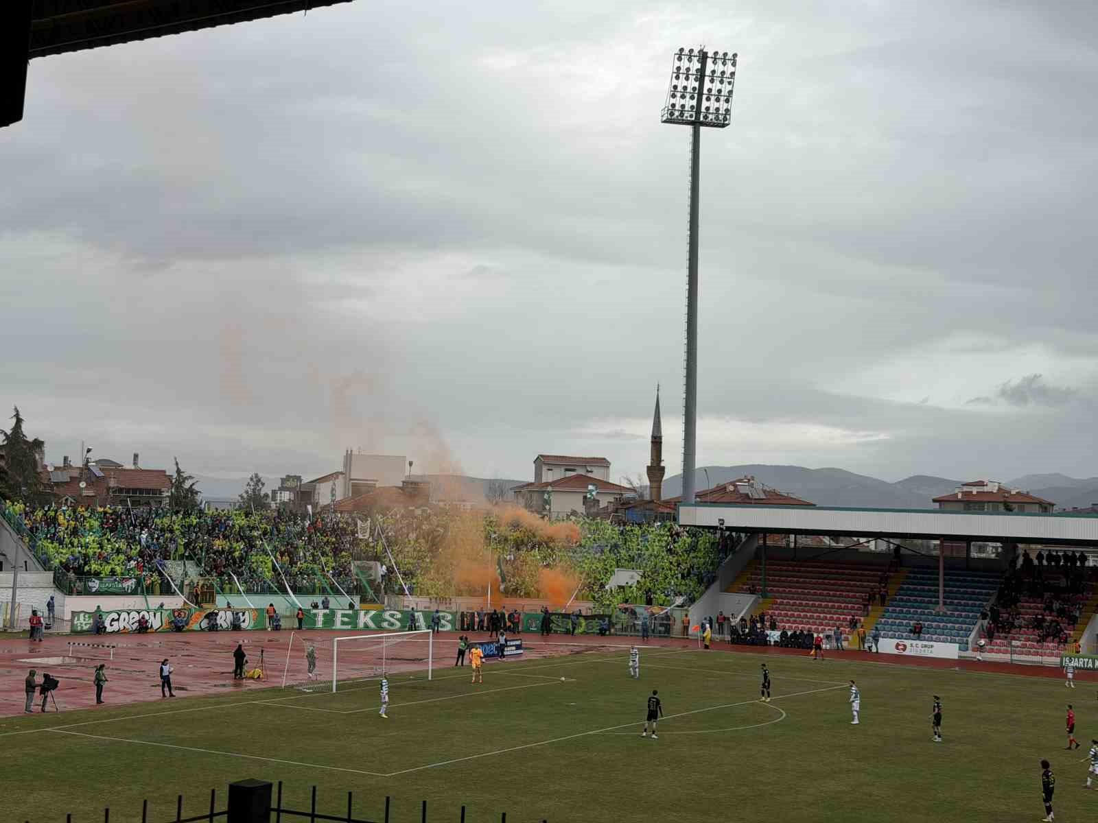 TFF 2. Lig: Isparta 32 Spor: 1 - Bursaspor: 1
