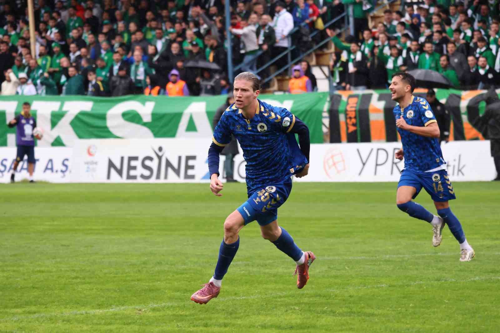 TFF 2. Lig: Menemen FK: 1 - Bursaspor: 3
