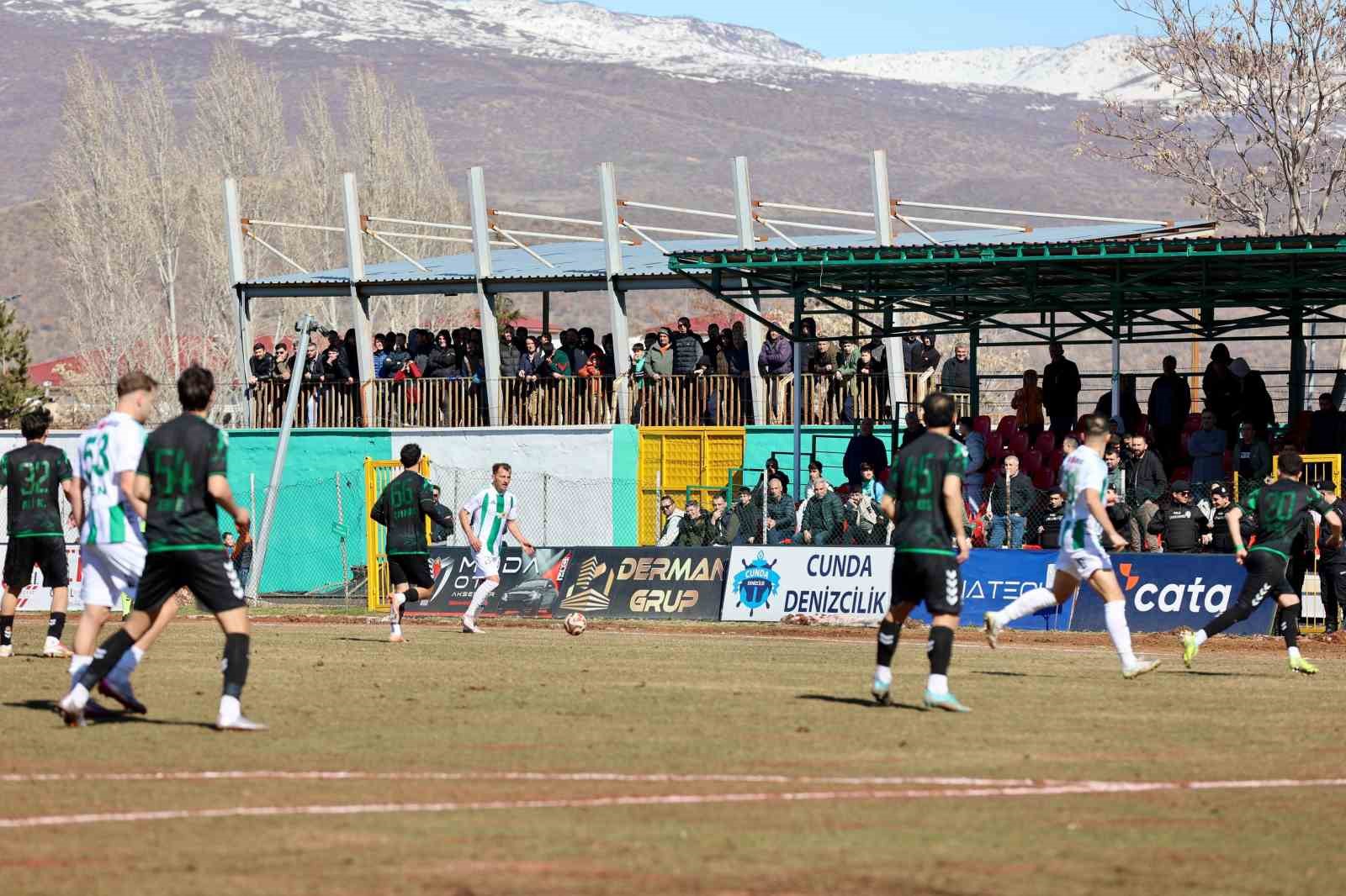 TFF 3. Lig: 12 Bingölspor: 0 - Kırşehir FSK: 1

