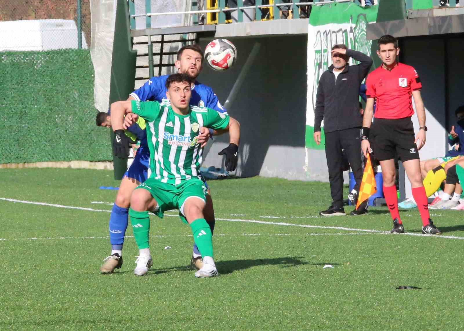 TFF 3. Lig: Çayelispor: 0 - Pazarspor: 1

