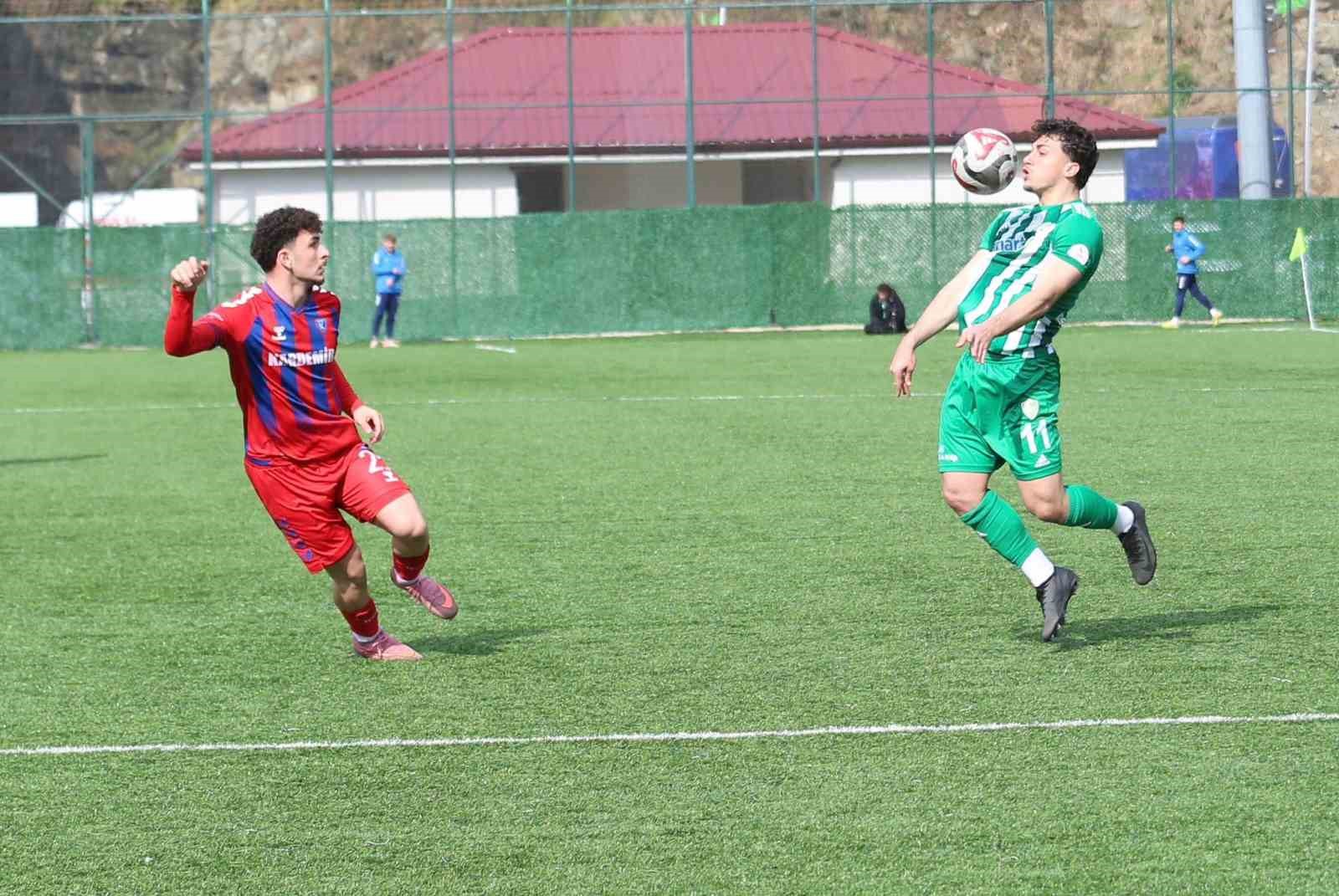 TFF 3. Lig: Çayelispor:0 - Karabük İdmanyurdu Spor: 1
