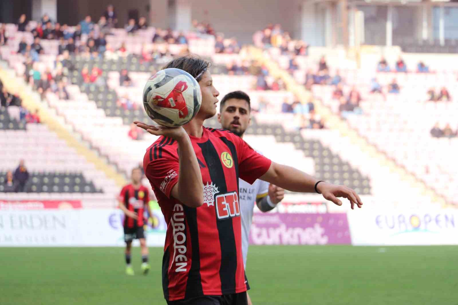 TFF 3. Lig Eskişehirspor: 2 - Tire 2021: 0
