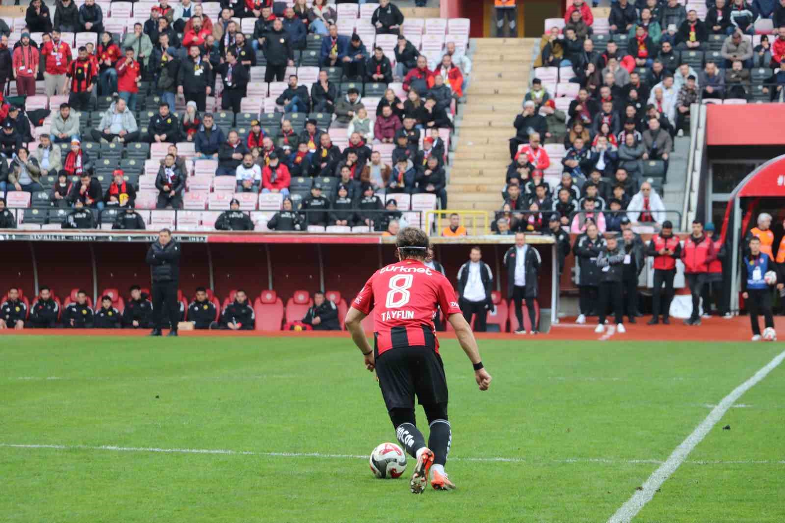 TFF 3. Lig Eskişehirspor: 2 - Tire 2021: 0
