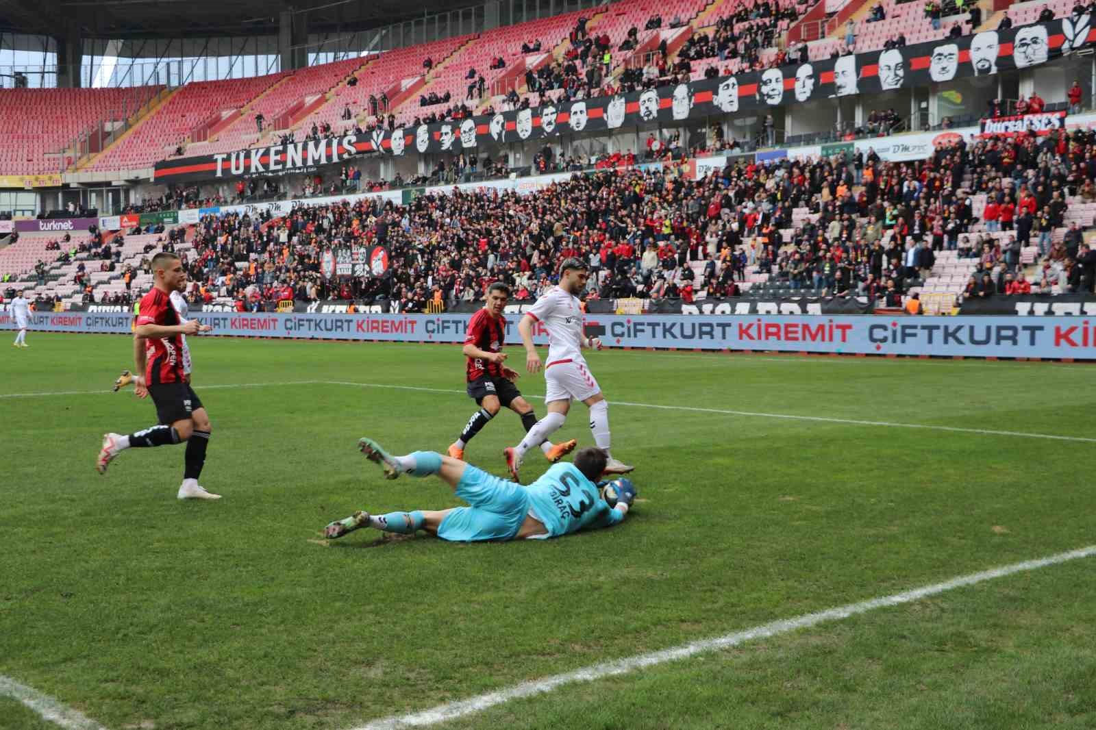 TFF 3. Lig Eskişehirspor: 2 - Tire 2021: 0
