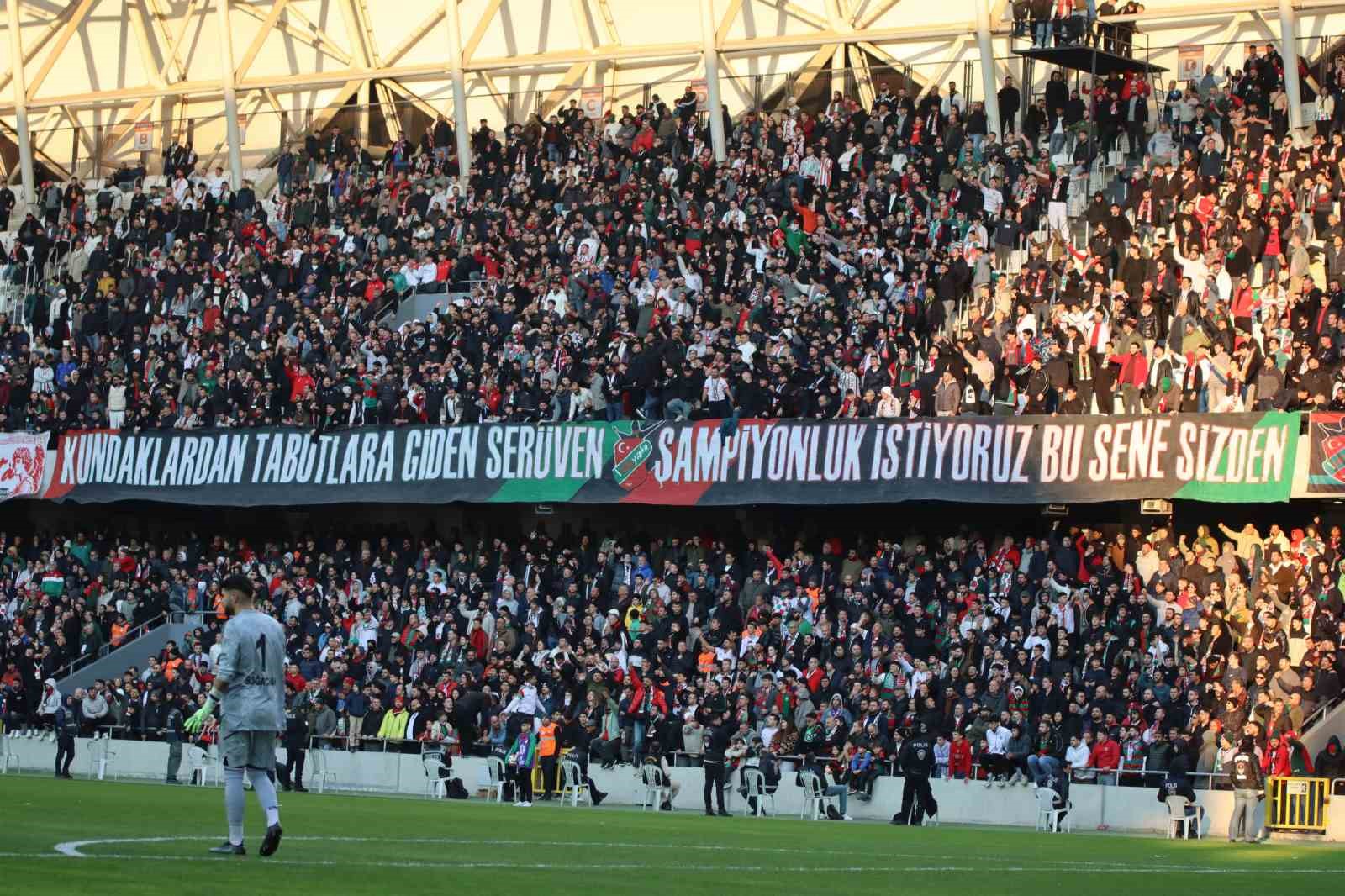 TFF 3. Lig: Karşıyaka: 0 - Belediye Kütahyaspor: 1
